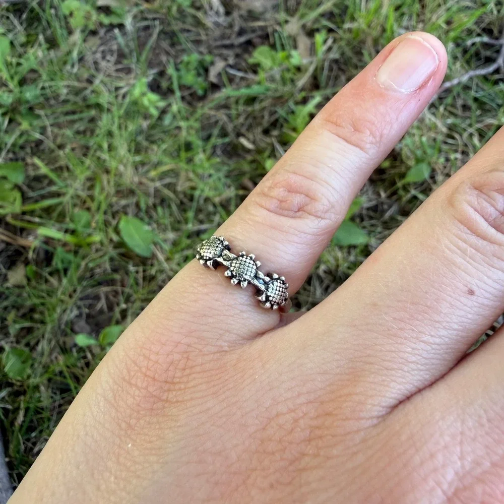 Sunflower Band Ring Women Size 5 Silver Tone Floral Jewelry